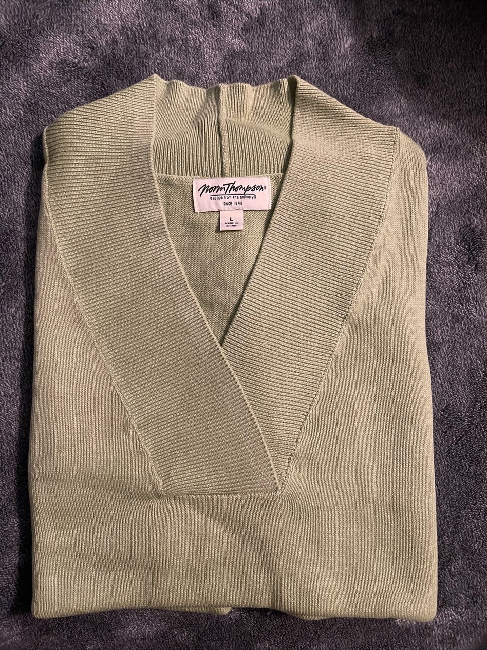 Norm Thompson Women's Light Sage Cotton Blend V-Neck Sweater